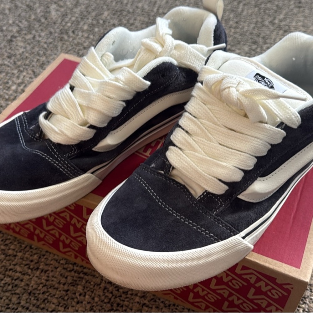 Vans Knu Skool Gray Pig Suede